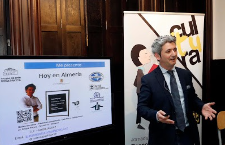 El consultor Juan Miguel Moreno muestra el potencial de la cultura para el crecimiento de Almería